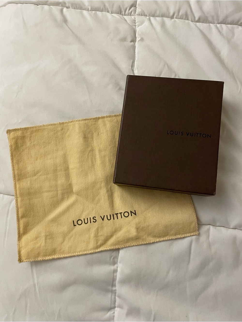 Louis Vuitton Brown and Cream Gift Box with Tag